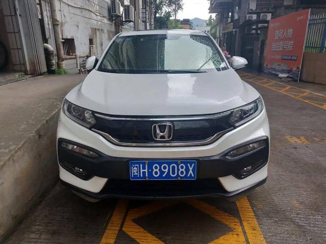2025新澳门正版挂牌图和违停车堵消防车被掀与堵住消防车的违停车辆如何处理